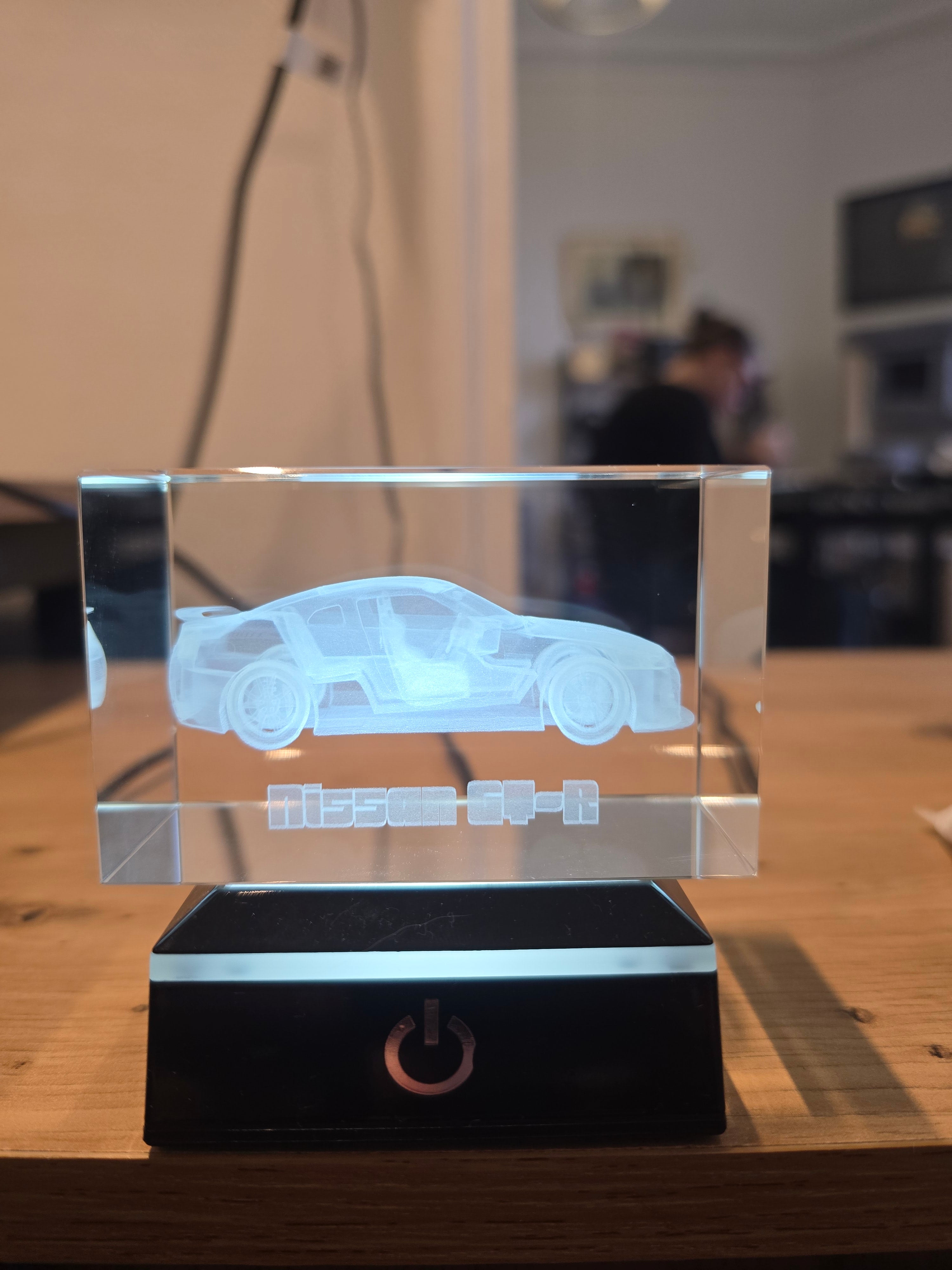 Cristal 3D Nissan GT-R. L'icône de l'automobile japonaise s'invite dans votre salon